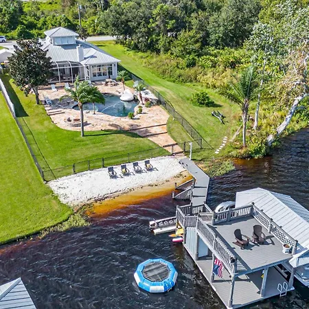 5Br Sleeps 16 Private Pool-Dog Friendly-Fire Pit Villa